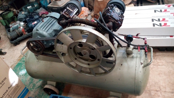 ขาย!! ปั้มลมฟูเชง7.5แรง3สาย สภาพเดิมๆ พร้อมใช้