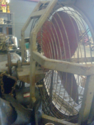 ขาย !! พัดลม อี-แว๊ฟ เล้าไก่ ใช้มอเตอร์2สายฮิตาชิ