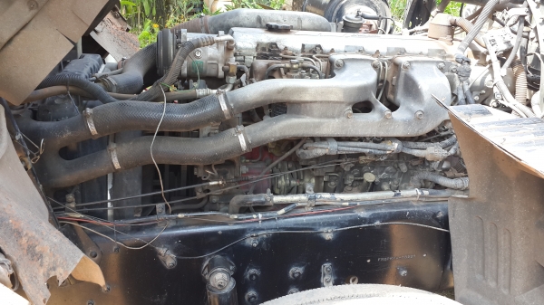 ขายดาวน์หัวลากHINO MEGA320พร้อมหางพื้นเรียบสามเพลาราคาโทร0843923995