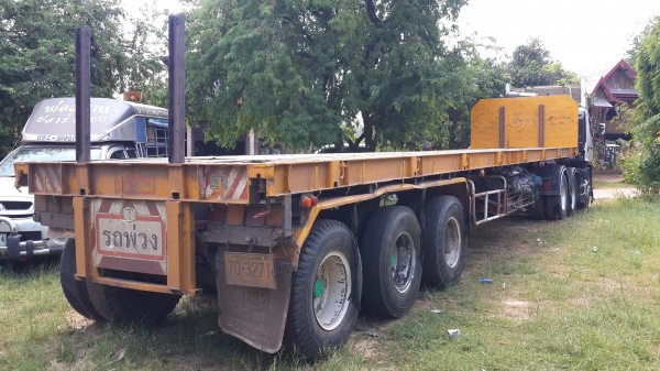 ขายดาวน์หัวลากHINO MEGA320พร้อมหางพื้นเรียบสามเพลาราคาโทร0843923995