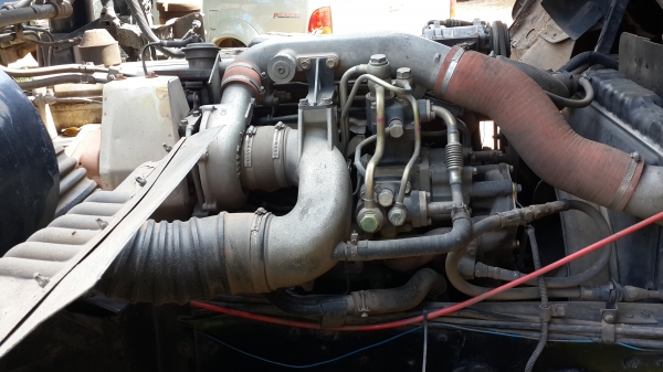 ขายดาวน์หัวลากHINO MEGA320พร้อมหางพื้นเรียบสามเพลาราคาโทร0843923995