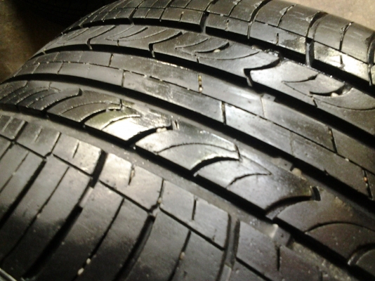 RZ1 ขอบ18 พร้อมยางตรูมๆ RZ1 ขอบ18 พร้อมยางตรูมๆ