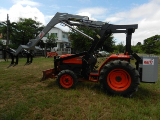 รถแทรคเตอร์KUBOTA 4508 DI ใบดัน ผาน6 คีบอ้อยใหม่ เล่มพร้อมโอน088-3705453