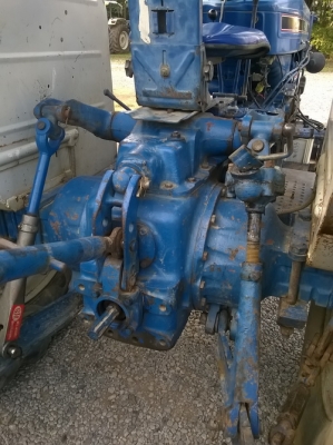 ขายด่วนรถไถฟอร์ด 6600 ที 3 ตัวเต็ฺม มีของแถม