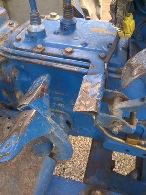 ขายด่วนรถไถฟอร์ด 6600 ที 3 ตัวเต็ฺม มีของแถม