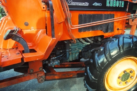 ขายรถไถ Kubota L1-45(4WD) พร้อมดันหน้า,ผานหลัง พร้อมใช้งาน