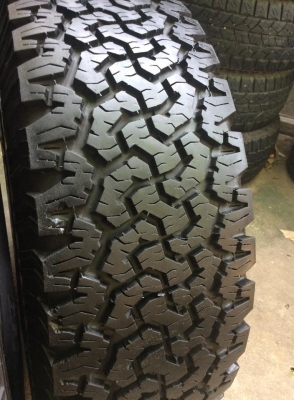 ยาง BF GOODRICH ALLTERRAIN 265-70-16 ปี11 สวยดอกเต็ม ติดหนวด ยาง BF GOODRICH ALLTERRAIN 265-70-16 ปี11 สวยดอกเต็ม ติดหนวด