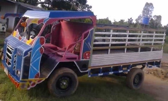 ขายด่วน รถอีแต๋น เครื่องยนต์ดีเซล TOYOTA 2L ของไมตี้เอกซ์ ตัวรถคัชซีช่วงล่างเฟืองท้ายเป็นของโตโยต้าครบชุด เอกสารทะเบียน ราคาต่อรองได้ครับ