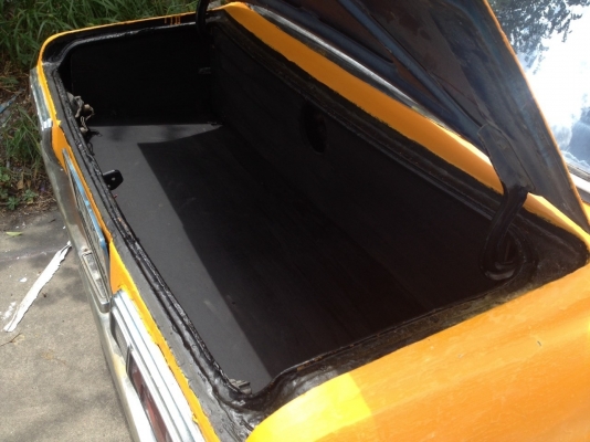 ดัสสันคลาสสิค โบราณ ติดแก๊สแล้ว น้องฝากมา