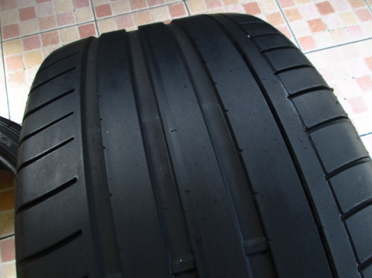 ขายยาง DUNLOP SPORT MAXX 255-35-18 ดอกงาม (1คู่)