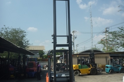 forklift  3.0 ตัน 4 mm.TOYOTA รุ่น.8 ดีเซล  เกียร์อัตโนมัติ ยกสูงสุด 4.0 เมตร