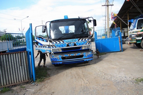 ขาย 6 ล้อติดเครน TADANO 3.5 ตัน สภาพสวยๆ