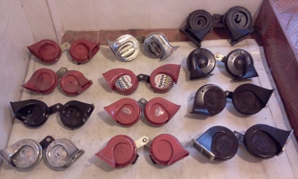 700ทุกคู่+ส่งฟรี!!แตรนอกนำเข้าล้วนๆ!!! (JP EUR)