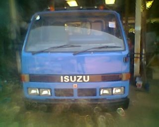 ISUZU  4 ล้อกลาง  เครื่อง  4JB1  เครื่อง  88แรงม้า ปี36