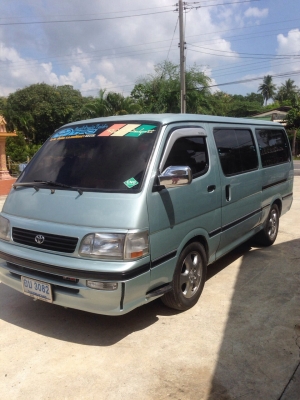ขายรถตู้ Toyota 109000 บาท