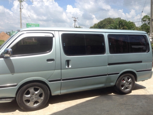 ขายรถตู้ Toyota 109000 บาท ขายรถตู้ Toyota 109000 บาท