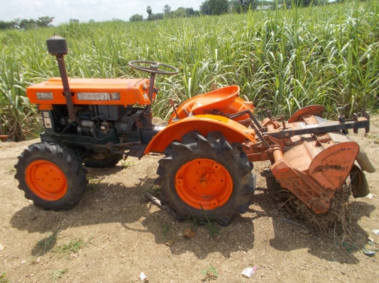 มาแว้วว  Kubota B6000 โฟร์วิน มีโรตารี่ สภาพดี พร้อ มใช้งาน สนใจติดต่อ 0899638932 หรือทางไลน์(ไอดี)0899638932