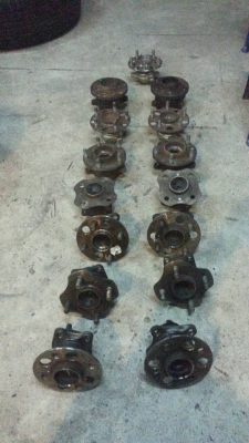 ขายแล้ว  ดุมลูกปืนล้อสำหรับทำ สารี่ รถลาก เทรลเล่อร์