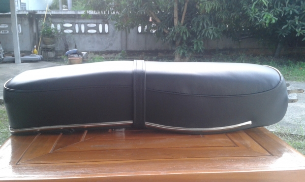 ขายเบาะสปริง C92,C95 มีคิ้ว