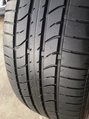 ขายยาง205/55/16 ปี 12-2เส้นปี11-2เส้น BRIDGESTONE TUENZA ER30  4 เส้น
