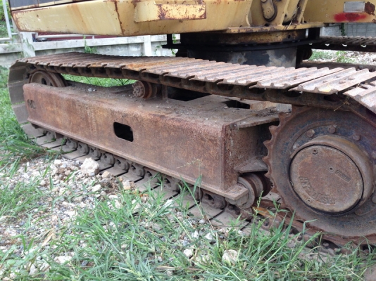 รถแบคโฮ CATERPILLAR E70B เก่าญี่ปุ่นแท้ ใส่หัวกระแทก