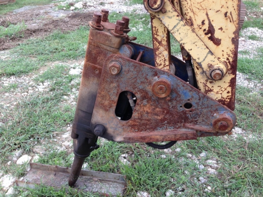 รถแบคโฮ CATERPILLAR E70B เก่าญี่ปุ่นแท้ ใส่หัวกระแทก