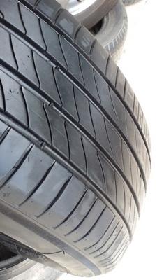 ขายยาง215/60/16 ปี 13 MICHERLIN PRIMACY  3ST   4  เส้น