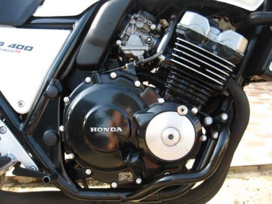 ขาขาย CB400 ปี 95 ประกอบใหม่เอกสารอินวอยท์เสียสรรพสามิตแล้ว ขาขาย CB400 ปี 95 ประกอบใหม่เอกสารอินวอยท์เสียสรรพสามิตแล้ว