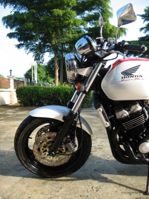 ขาขาย CB400 ปี 95 ประกอบใหม่เอกสารอินวอยท์เสียสรรพสามิตแล้ว ขาขาย CB400 ปี 95 ประกอบใหม่เอกสารอินวอยท์เสียสรรพสามิตแล้ว