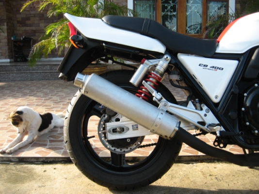 ขาขาย CB400 ปี 95 ประกอบใหม่เอกสารอินวอยท์เสียสรรพสามิตแล้ว ขาขาย CB400 ปี 95 ประกอบใหม่เอกสารอินวอยท์เสียสรรพสามิตแล้ว