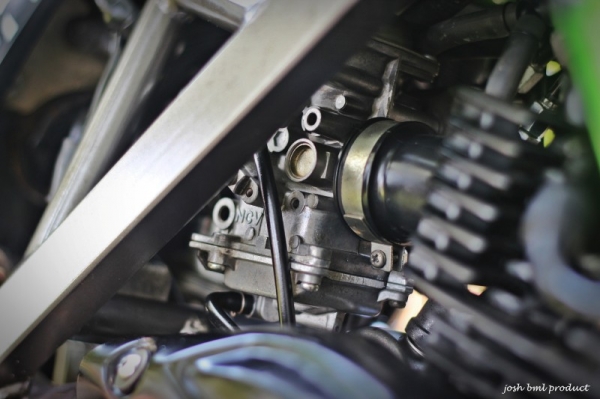 ขาย คาวาซากิ ดีแทคเกอร์ 150cc. จดทะเบียน 2556ขายถูก45000บาท ขาย คาวาซากิ ดีแทคเกอร์ 150cc. จดทะเบียน 2556ขายถูก45000บาท