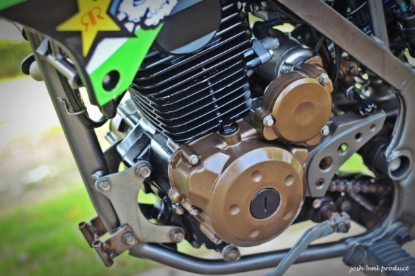 ขาย คาวาซากิ ดีแทคเกอร์ 150cc. จดทะเบียน 2556ขายถูก45000บาท ขาย คาวาซากิ ดีแทคเกอร์ 150cc. จดทะเบียน 2556ขายถูก45000บาท