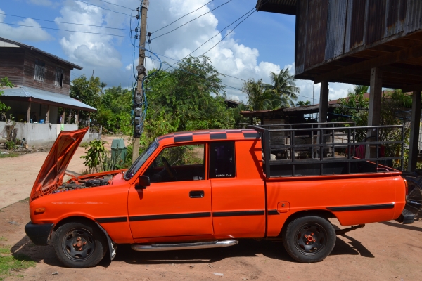 ขาย mazda familia สวยๆราคารถูก 45000 บาท สนใจติดต่อ ครูเจมส์ 0821287055 ขาย mazda familia สวยๆราคารถูก 45000 บาท สนใจติดต่อ ครูเจมส์ 0821287055