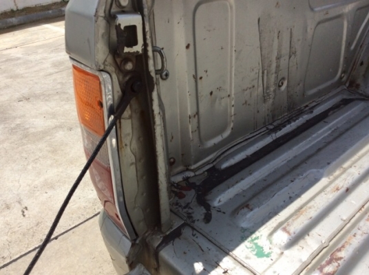 ขายรถกระบะ มิตซูแอโร่บอดี้ ปี 95 เครื่องเดิม 2.5 เกียร์ธรรมดา เพาเวอร์ ภายในสวยเดิม แอร์เย็น ห้องเครื่องเดิม คานหน้าเดิม รถตะเข็บเดิมทั้งคัน ยางดี ลอนกระบะเดิมสวย รถขับดี เครื่องดี เก็บสีอย่างเดียว ภาษีปี58 เอกสารพร้อม ขับกลับได้เลยครับ