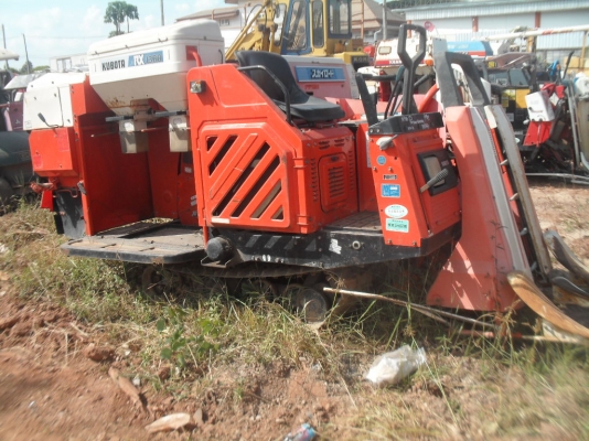 ขายรถเกี่ยวข้าว ขายรถเกี่ยวข้าว