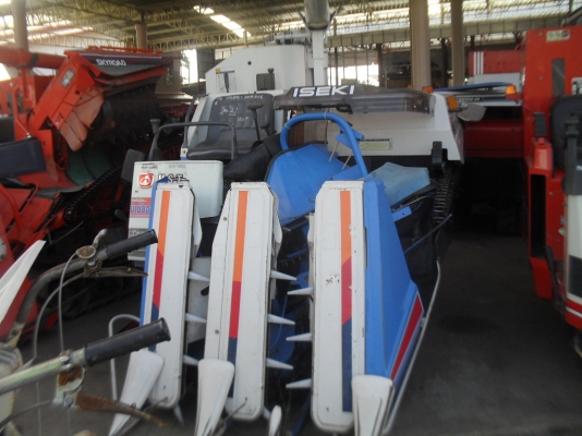 ขายรถเกี่ยวข้าว ขายรถเกี่ยวข้าว