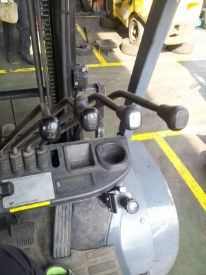 TOYOTA 8FD25 TOYOTA 8FD25