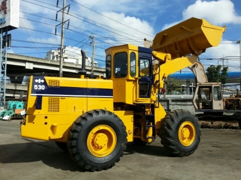 รถตักล้อยาง Komatsu 530 พร้อมใช้งาน นำเข้าจากญี่ปุ่น ไม่เคยใช้งานในไทย โทร. 081-373-0559 รถตักล้อยาง Komatsu 530 พร้อมใช้งาน นำเข้าจากญี่ปุ่น ไม่เคยใช้งานในไทย โทร. 081-373-0559
