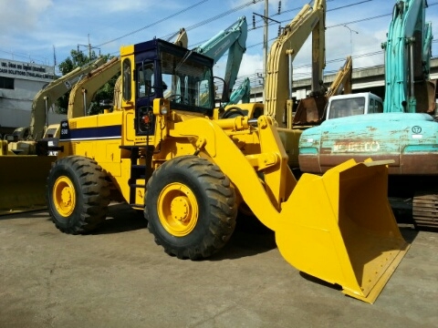 รถตักล้อยาง Komatsu 530 พร้อมใช้งาน นำเข้าจากญี่ปุ่น ไม่เคยใช้งานในไทย โทร. 081-373-0559 รถตักล้อยาง Komatsu 530 พร้อมใช้งาน นำเข้าจากญี่ปุ่น ไม่เคยใช้งานในไทย โทร. 081-373-0559
