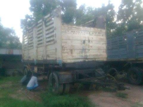 **325,000 บ.ต่อรอง**ขายลูกพ่วง2คานดั้มเหล็กคอกเกษตร "เสรีชัย" ยาว6.00ม. สภาพดี ราคาเบาๆ ช่วงล่างดี คัสซีดี เดิม ไม่ปะไม่ดาม กระบะดี พื้นดีข้างดี คอกดีไม่ผุ ไม่โก่ง ยางดี5เส้น พอใช้3เส้น รถใช้งาน ได้ปกติ ทรงดี สีสันไม่ค่อยสวย ขายตามสภาพ พร้อมใช้ง