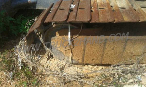 รถแบคโฮ HITACHI  PX30  3 สูบ เครื่อง ISUZU