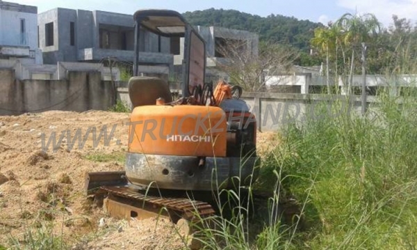 รถแบคโฮ HITACHI  PX30  3 สูบ เครื่อง ISUZU