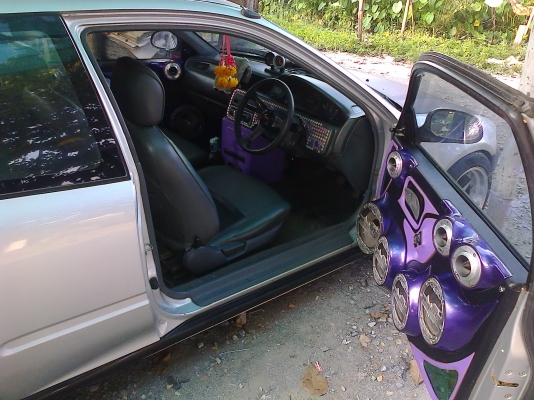 Honda civic 3ประตูแต่งสวยๆราคาถูกๆ