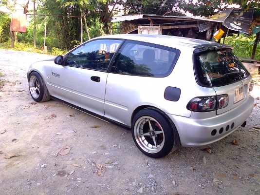 Honda civic 3ประตูแต่งสวยๆราคาถูกๆ