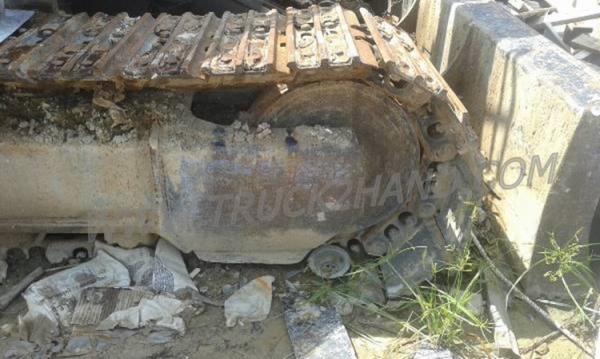 รถแบคโฮ HITACHI EX135 4 สูบ เทอร์โบ เครื่อง ISUZU รถแบคโฮ HITACHI EX135 4 สูบ เทอร์โบ เครื่อง ISUZU