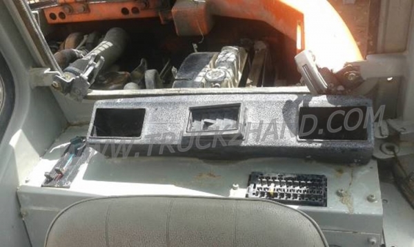 รถแบคโฮ HITACHI EX135 4 สูบ เทอร์โบ เครื่อง ISUZU รถแบคโฮ HITACHI EX135 4 สูบ เทอร์โบ เครื่อง ISUZU