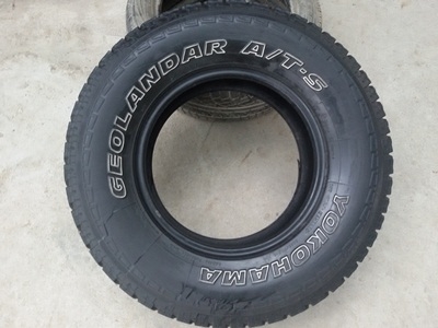 ขายยาง265/70/16 ปี 1110 YOKOHAMA GEOLANDAR HT 4 เส้น