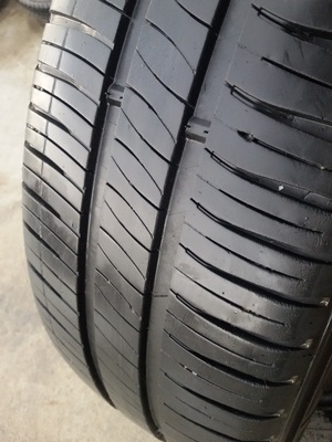 ขายยาง185/60/15 ปี 1313 MICHERLIN ENERGY XM2    4 เส้น