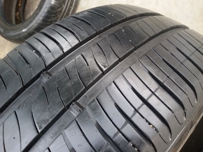 ขายยาง185/60/15 ปี 1313 MICHERLIN ENERGY XM2    4 เส้น