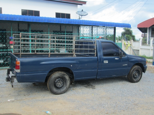 ISUZU มังกร ปี 90